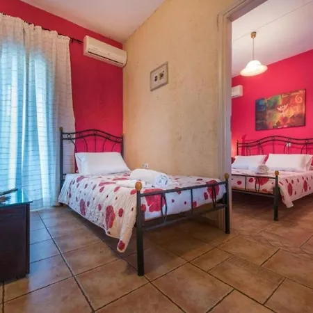 Porto Tsi Ostrias 5 *